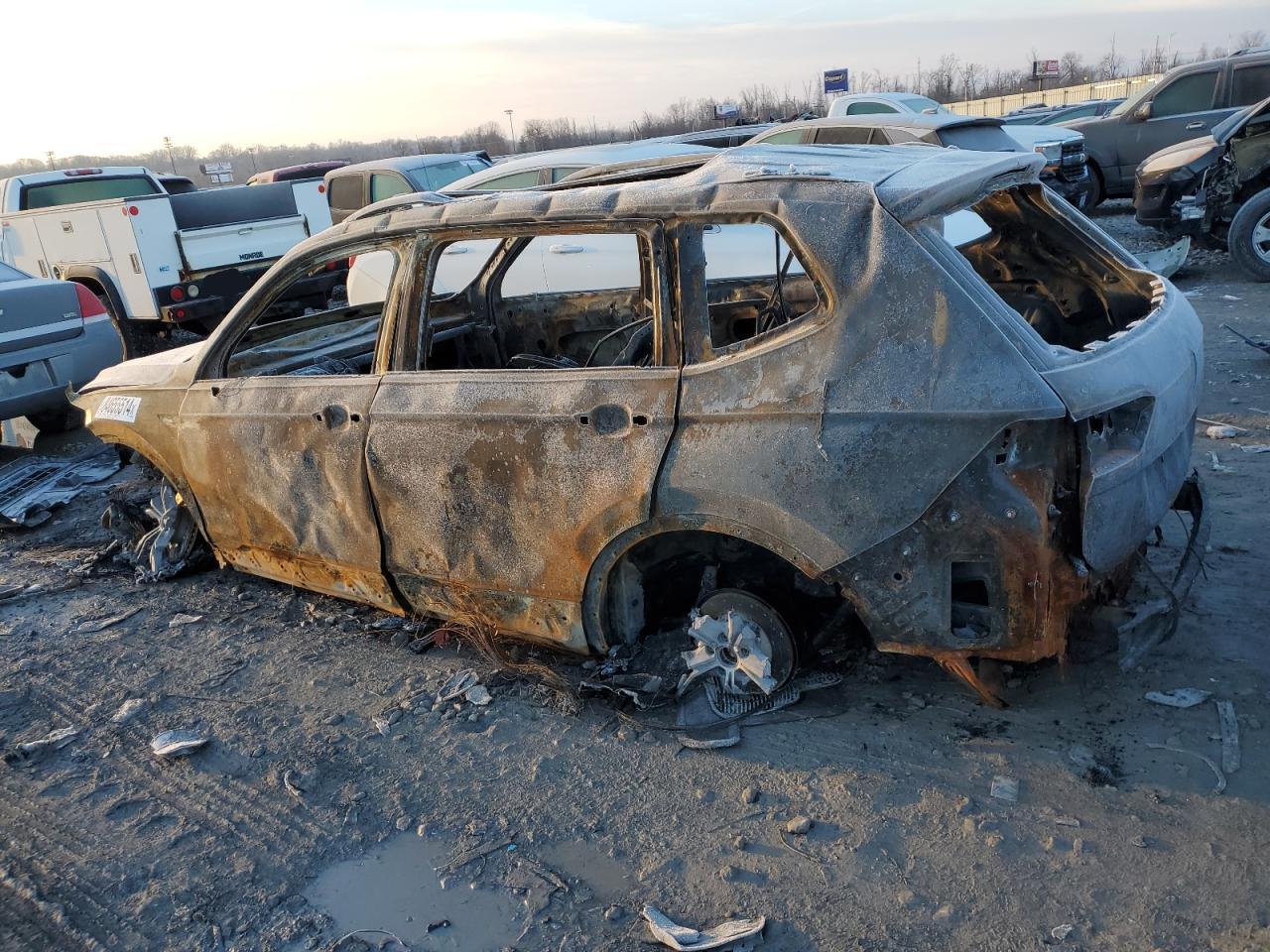 VOLKSWAGEN TIGUAN SEL R-LINE BLACK