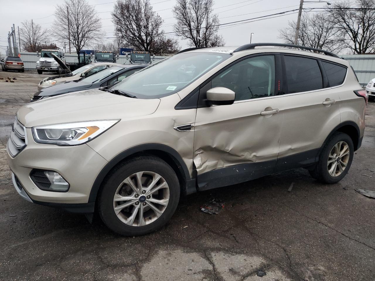  Salvage Ford Escape