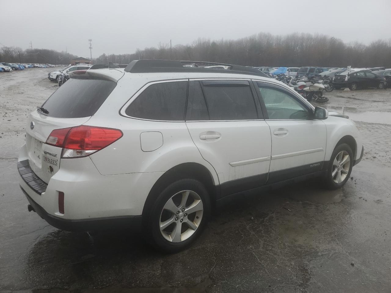 Lot #3034307074 2013 SUBARU OUTBACK 2.