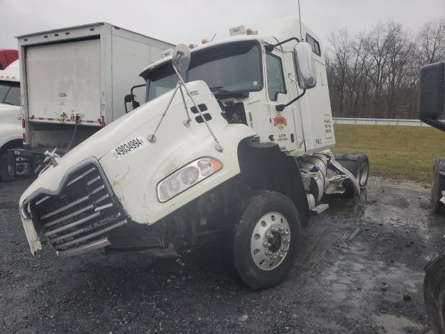 MACK 600 CXU600 2013 white tractor diesel 1M1AW07Y0DM029317 photo #3