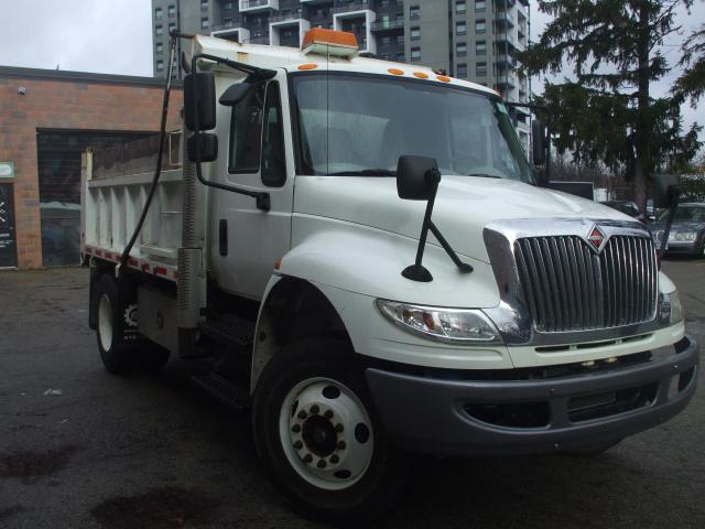 INTERNATIONAL 4000 4300 2018 white  diesel 1HTMMMMR0JH633643 photo #1