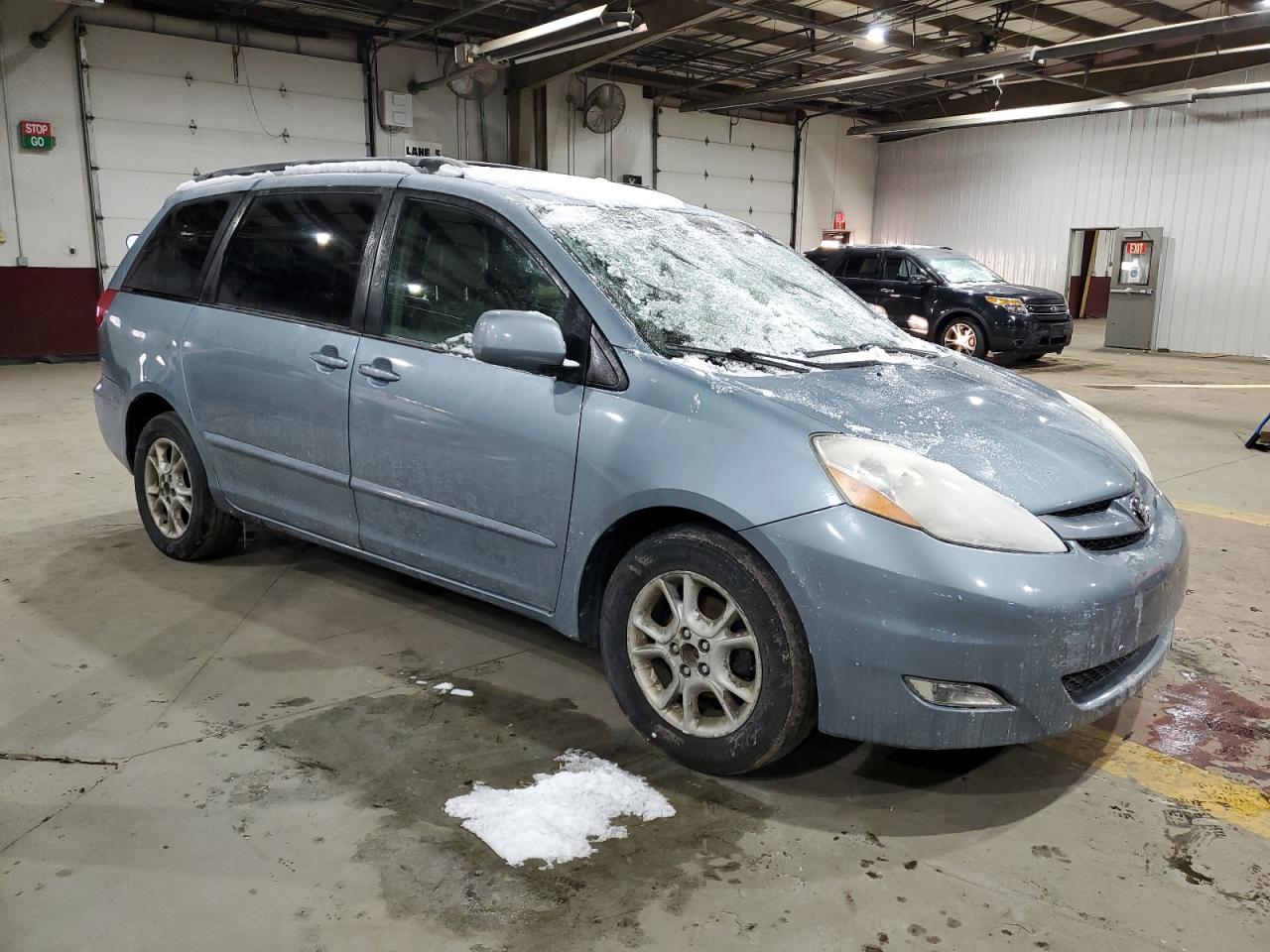 Lot #3034281064 2007 TOYOTA SIENNA XLE