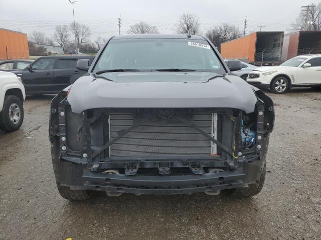 2017 GMC YUKON SLE 1GKS2AKC3HR143827