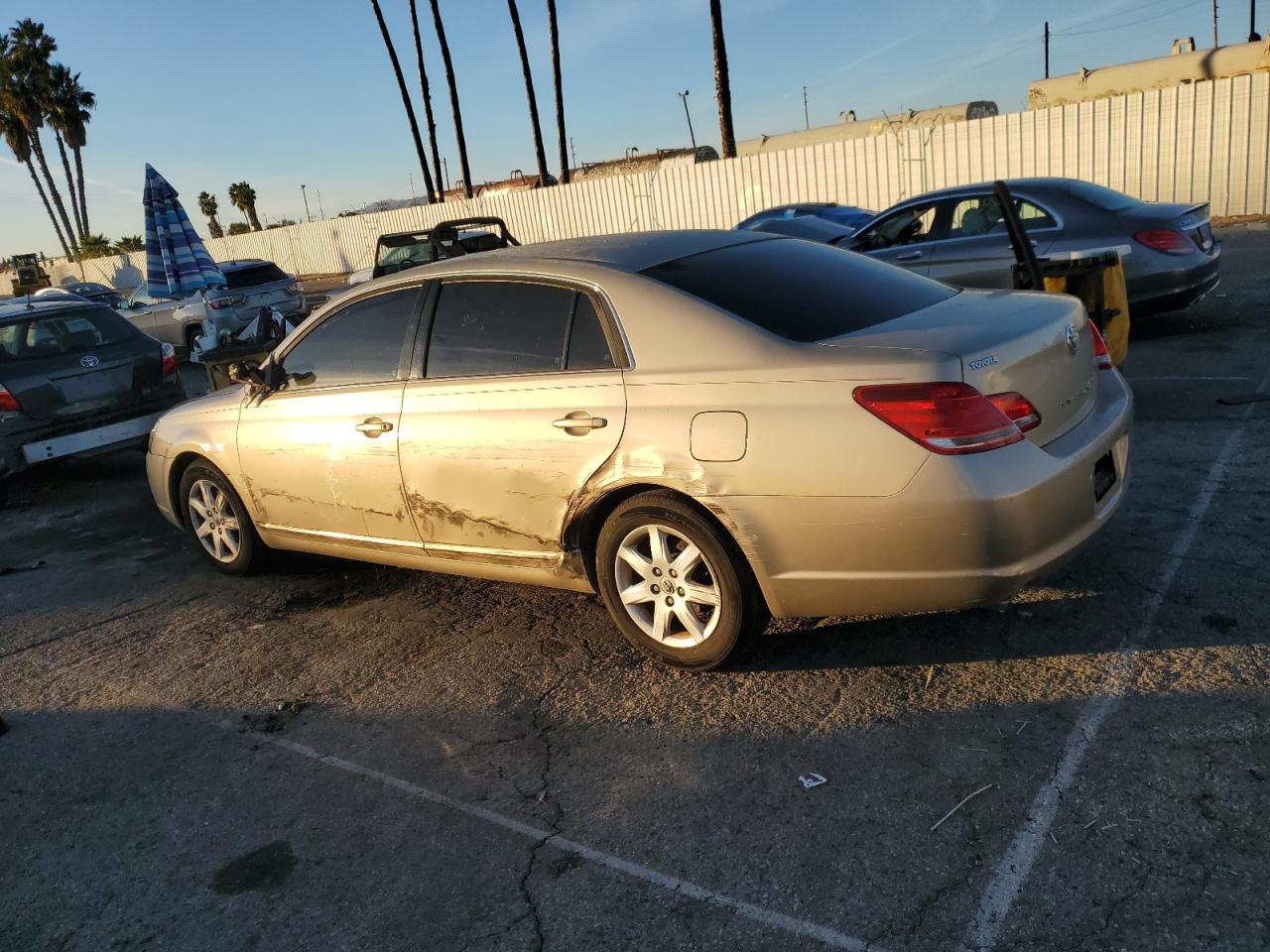 Lot #3033462094 2006 TOYOTA AVALON XL