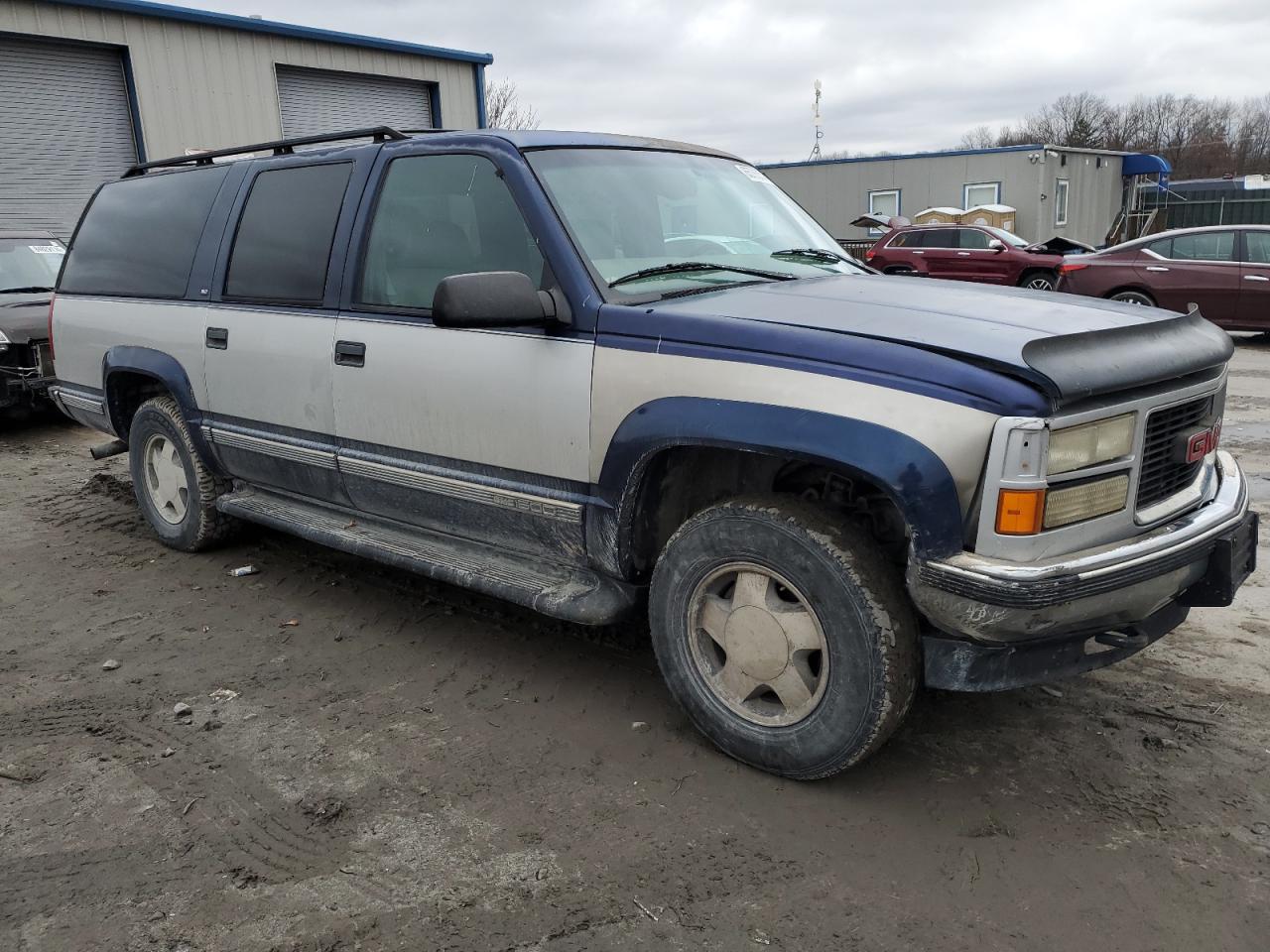 Lot #3048581892 1997 GMC SUBURBAN K