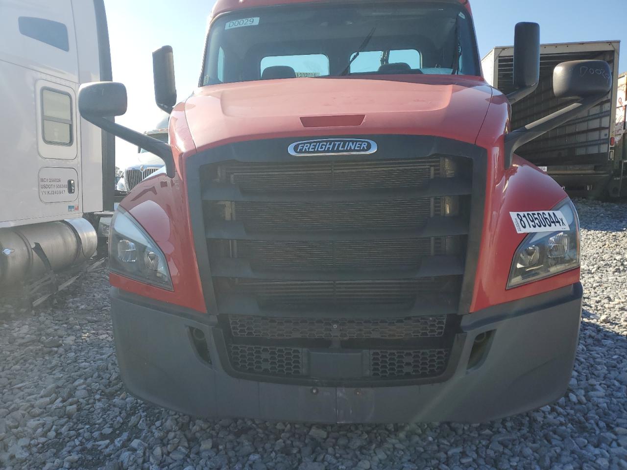 Lot #3024708629 2020 FREIGHTLINER CASCADIA 1