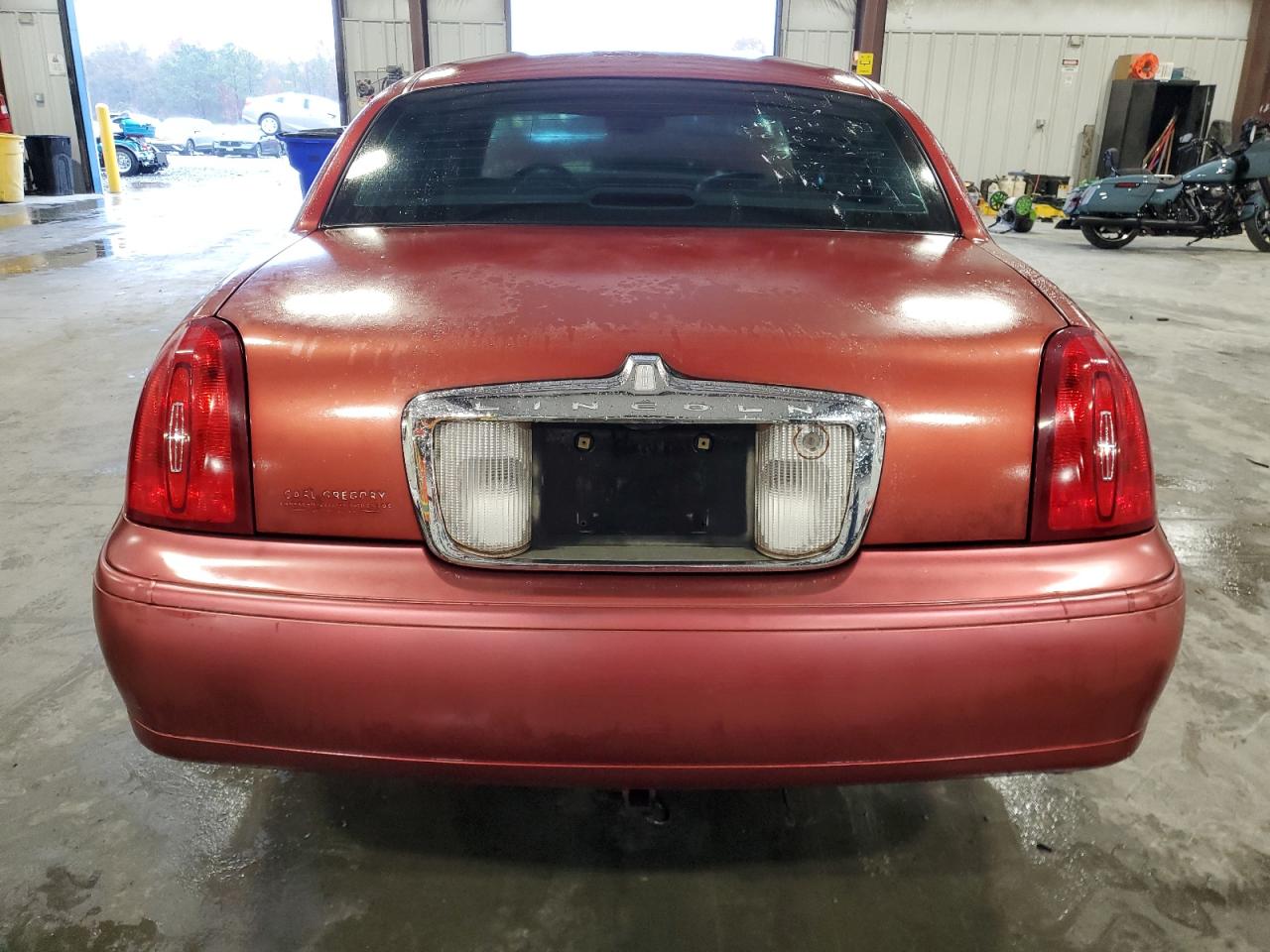 Lot #3024714642 1999 LINCOLN TOWN CAR S