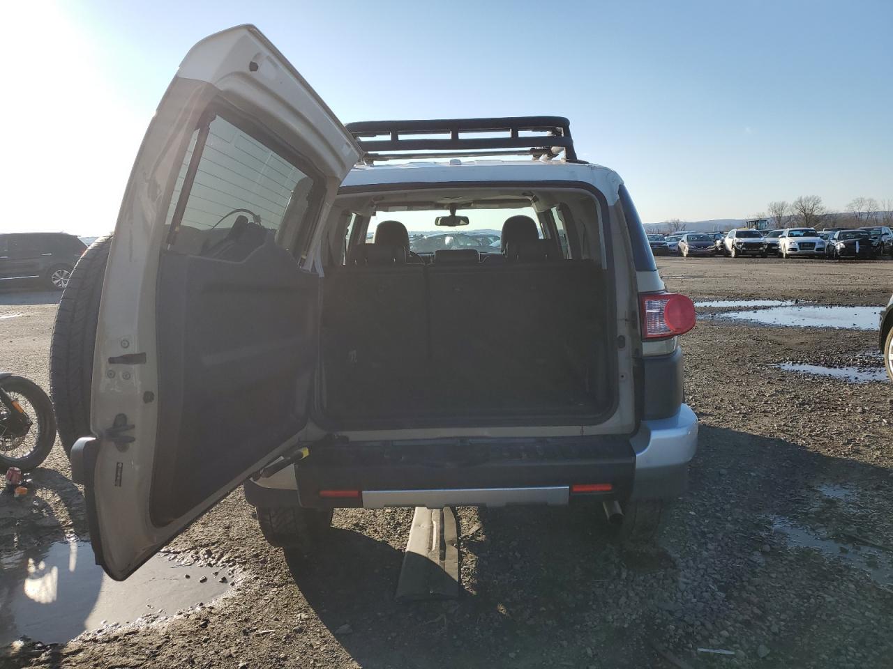 Lot #3025722303 2011 TOYOTA FJ CRUISER