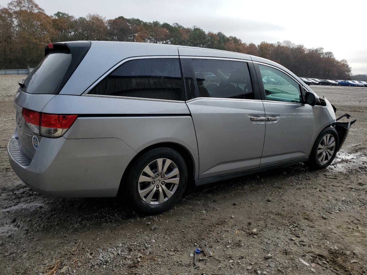 Lot #3025709301 2016 HONDA ODYSSEY SE