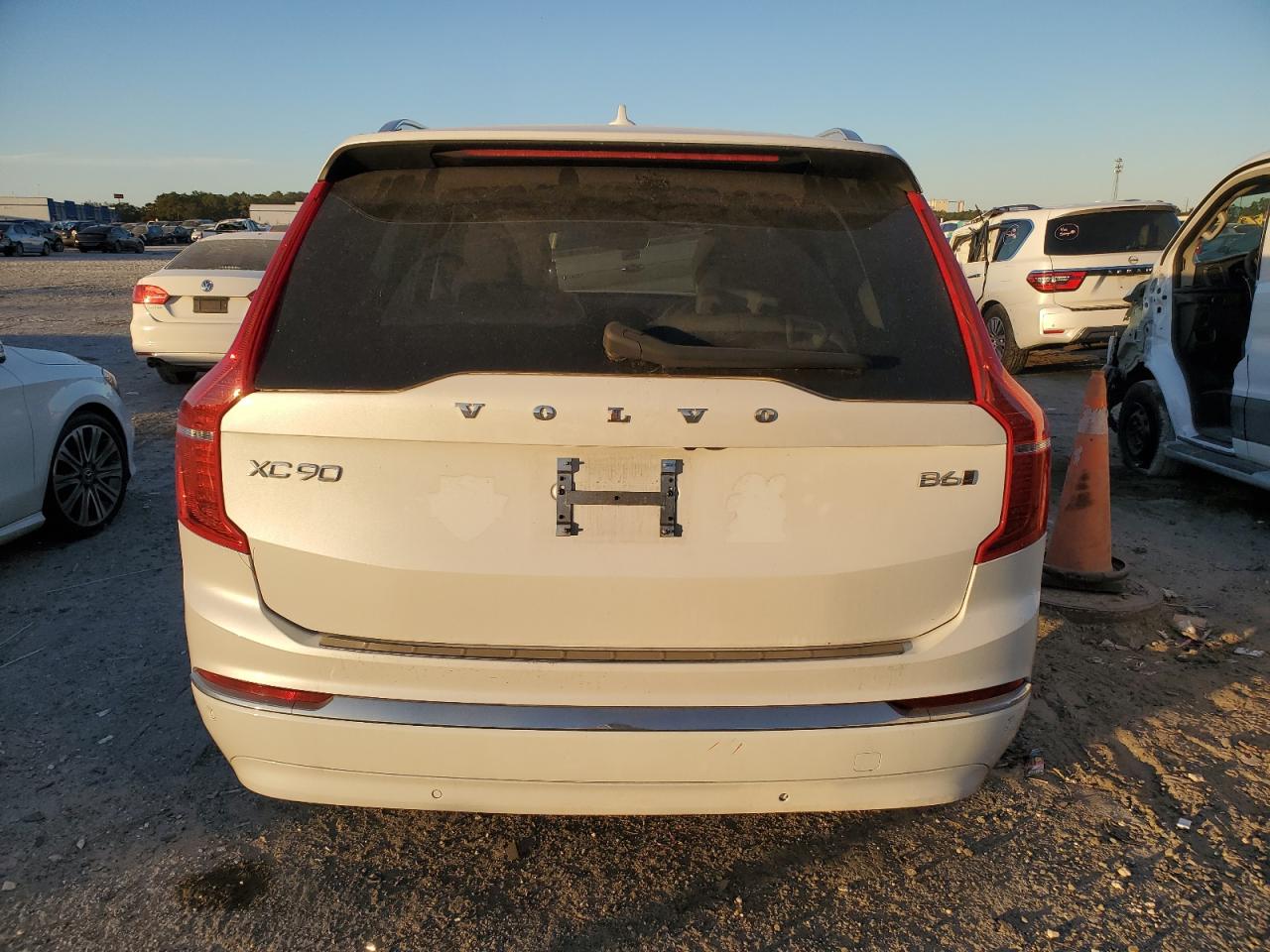 Lot #3048599885 2023 VOLVO XC90 PLUS