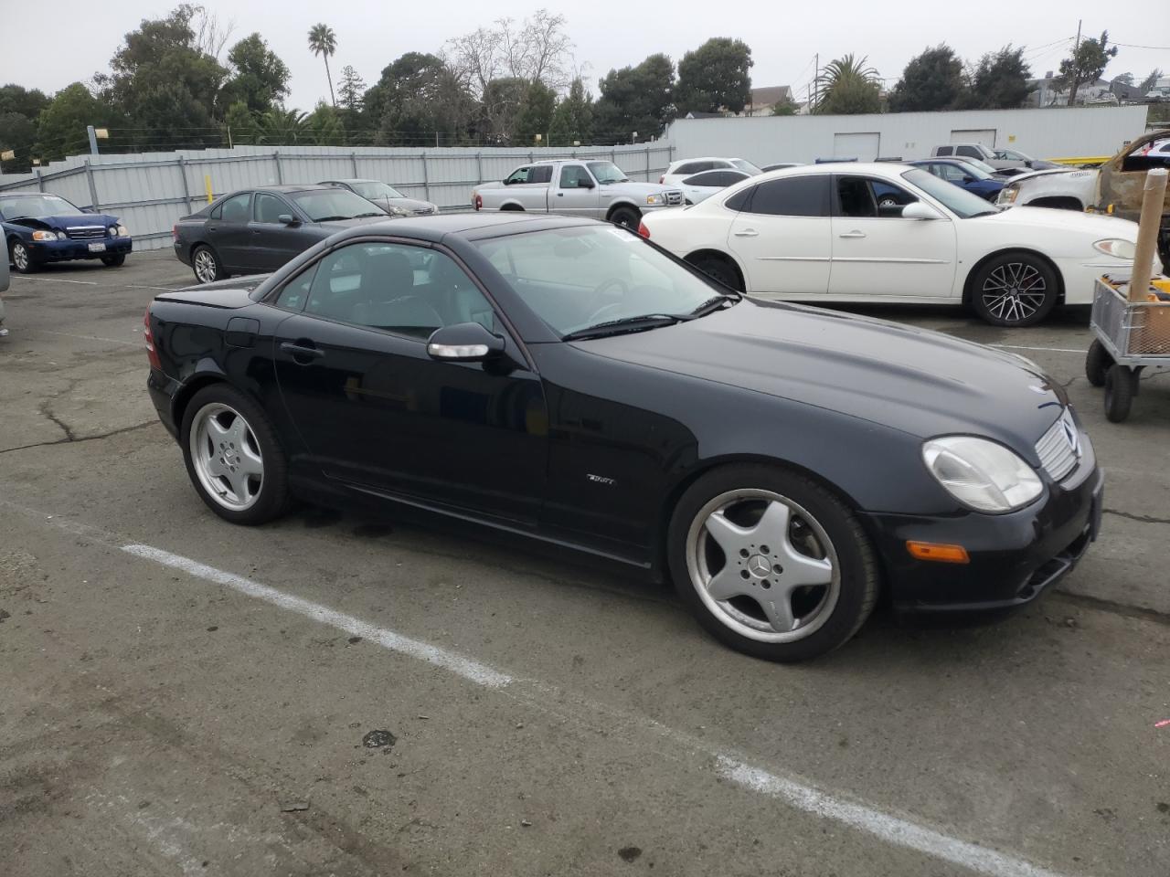 Lot #3030385475 2001 MERCEDES-BENZ SLK 320