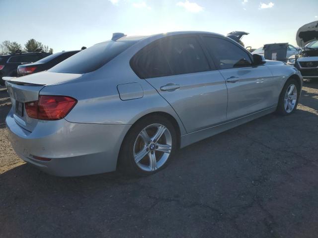 VIN WBA3B3C53DJ810493 2013 BMW 3 SERIES no.3