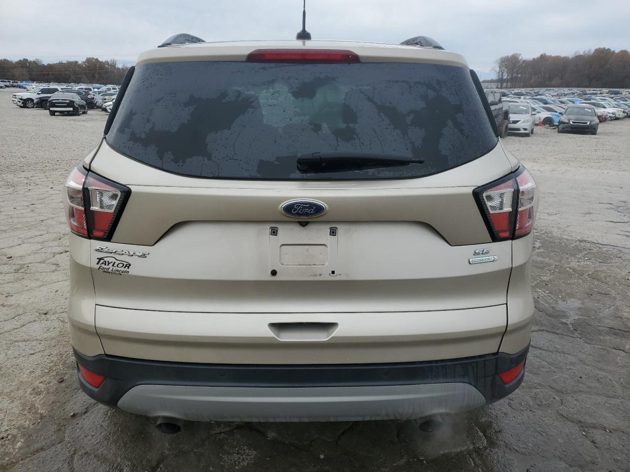 Lot #3029345695 2017 FORD ESCAPE SE