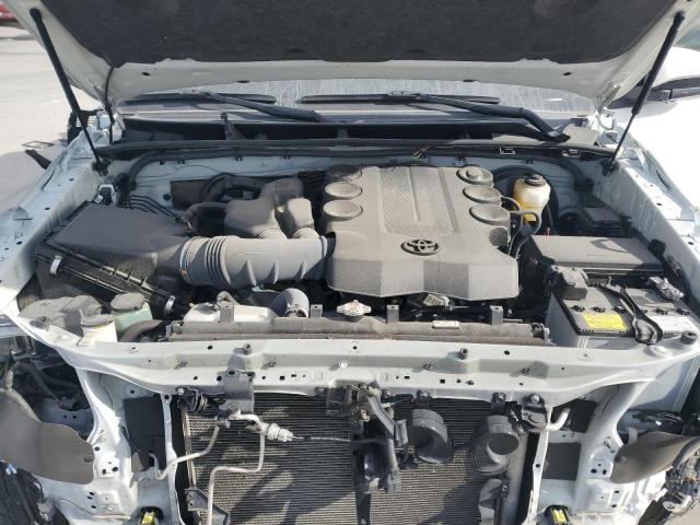 2022 TOYOTA 4RUNNER SR - JTEFU5JR8N5268051
