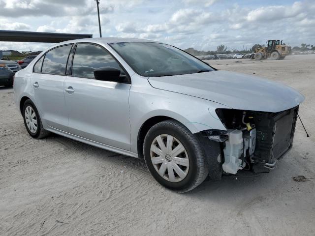 VIN 3VW267AJ2GM285554 2016 VOLKSWAGEN JETTA no.4