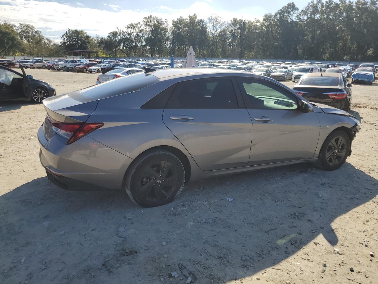 Lot #3048561929 2021 HYUNDAI ELANTRA SE