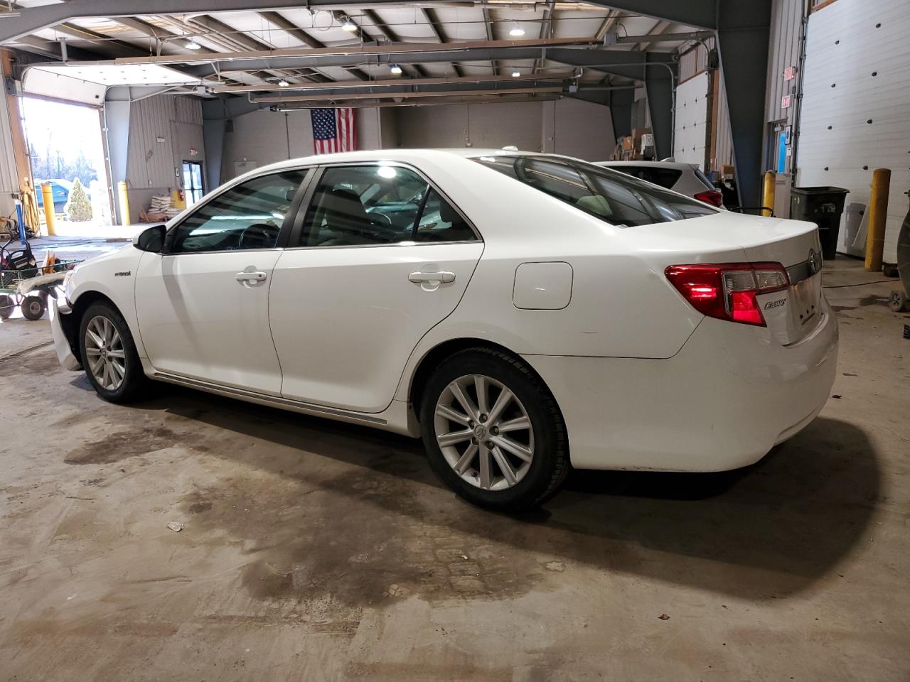 Lot #3029410703 2014 TOYOTA CAMRY HYBR