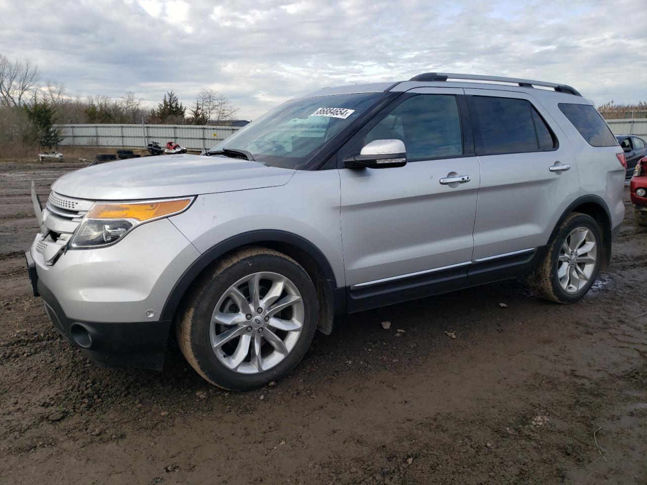  Salvage Ford Explorer