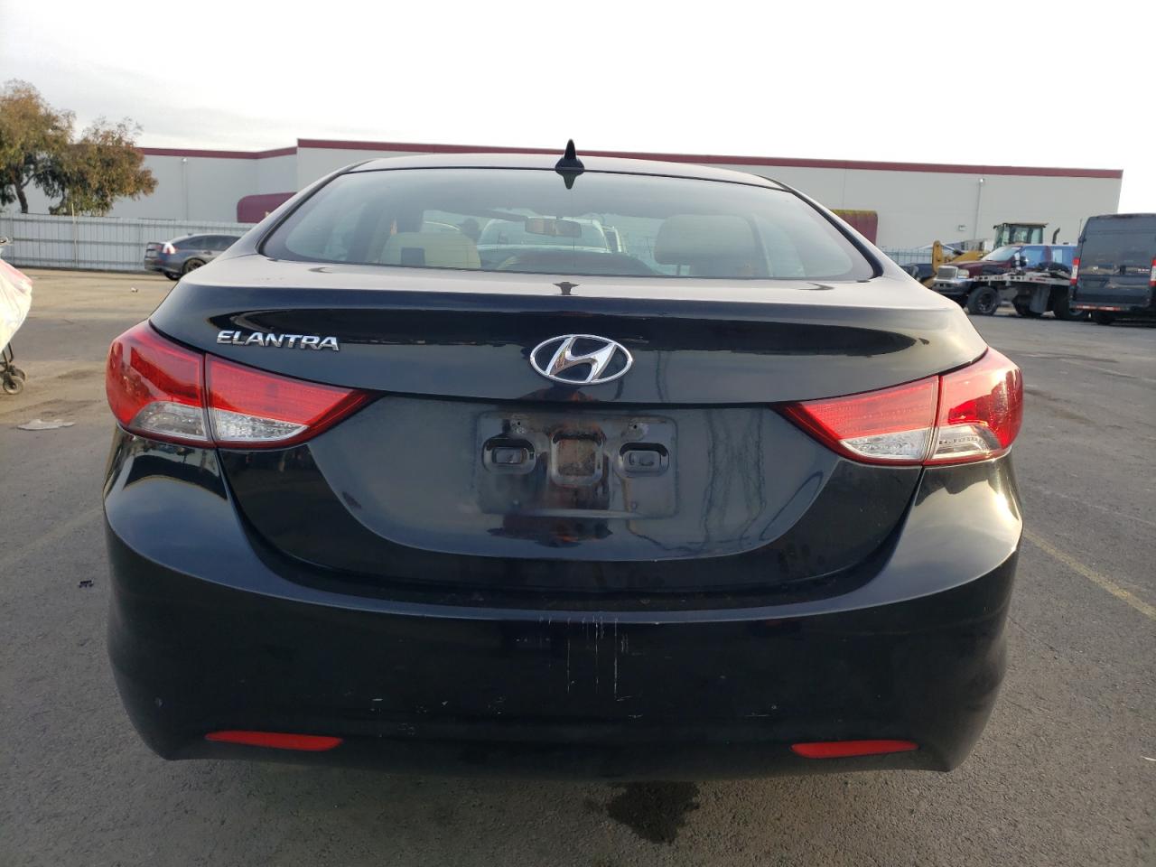 Lot #3029547092 2012 HYUNDAI ELANTRA GL