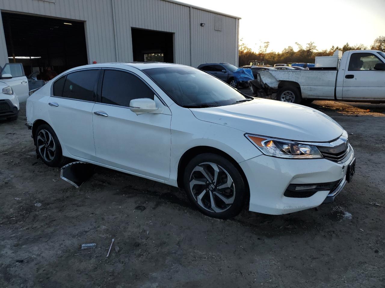 Lot #3031604823 2017 HONDA ACCORD EX