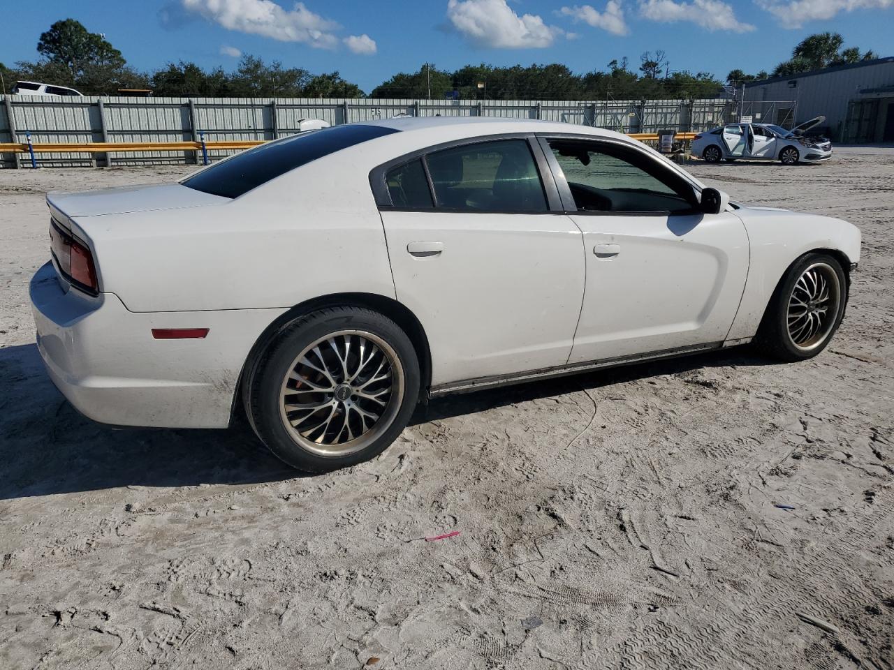 Lot #3045850674 2014 DODGE CHARGER SE