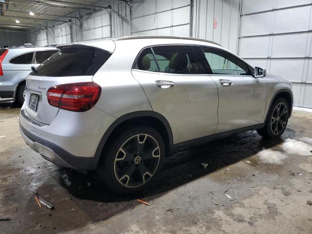 MERCEDES-BENZ GLA 250 4M 2019 silver  gas WDCTG4GB4KU015064 photo #4