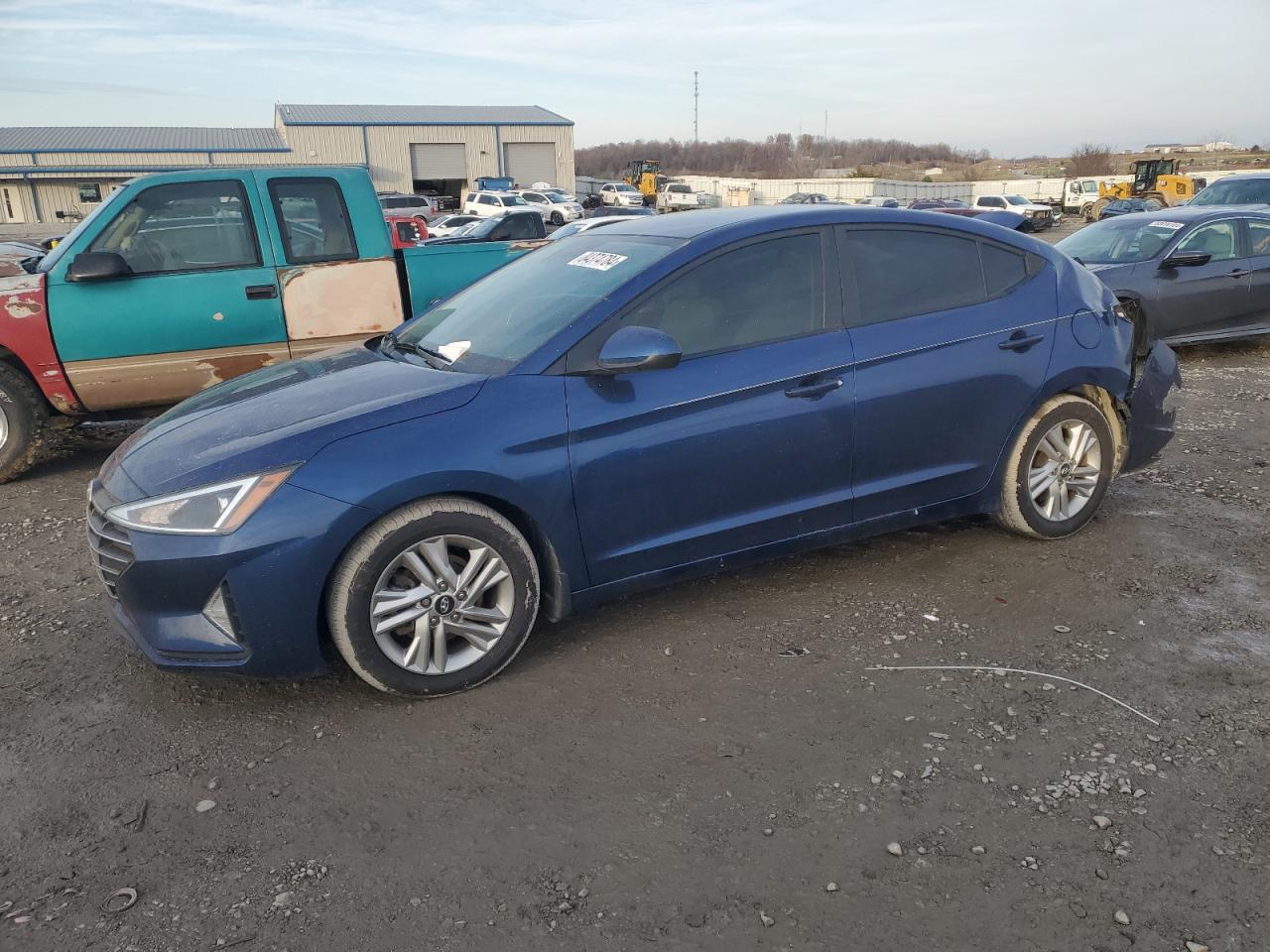 HYUNDAI ELANTRA SEL