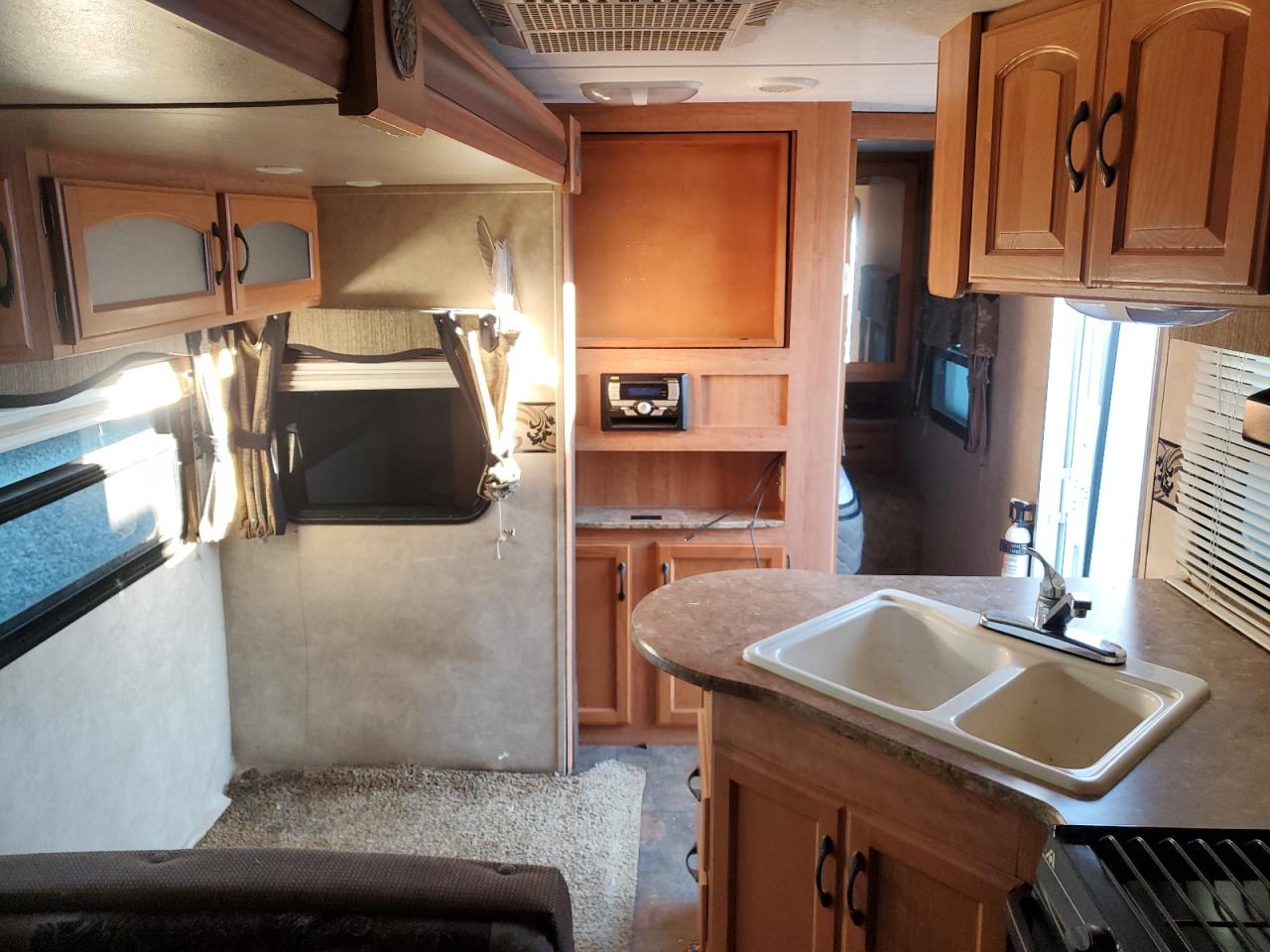 Lot #3033003986 2011 KEYSTONE SPRINTER