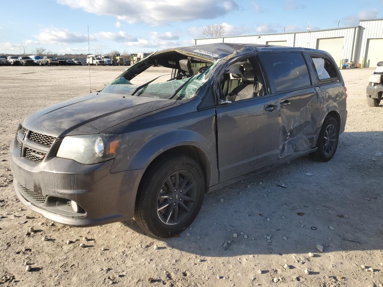  Salvage Dodge Caravan