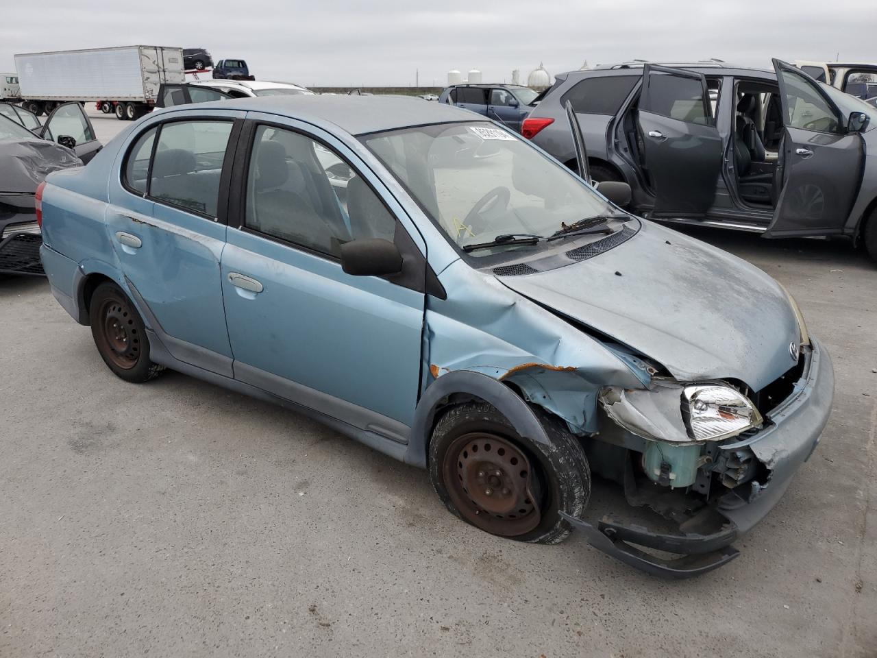 Lot #3048537910 2002 TOYOTA ECHO