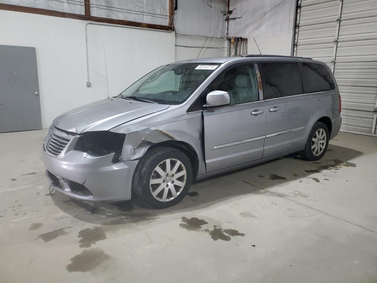 CHRYSLER TOWN & COUNTRY TOURING