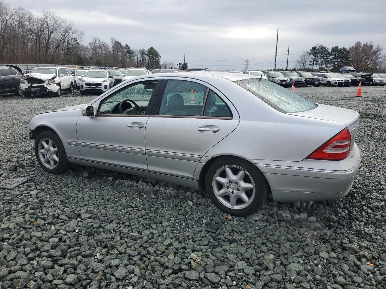 Lot #3024698754 2002 MERCEDES-BENZ C 320