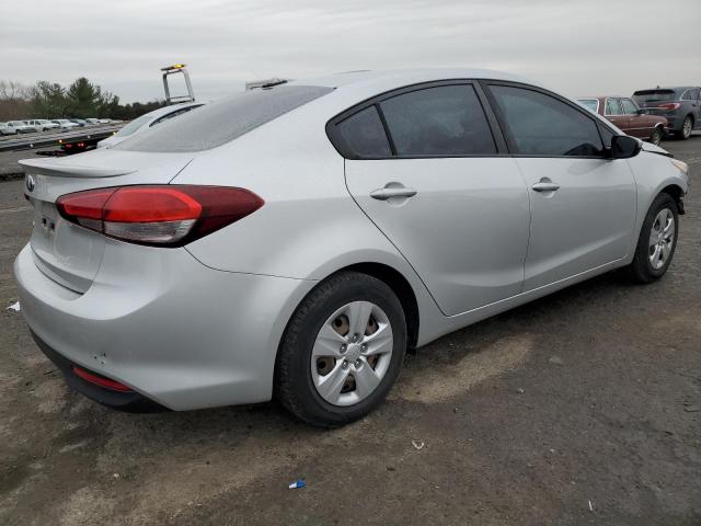 VIN 3KPFK4A70JE230461 2018 KIA FORTE no.3