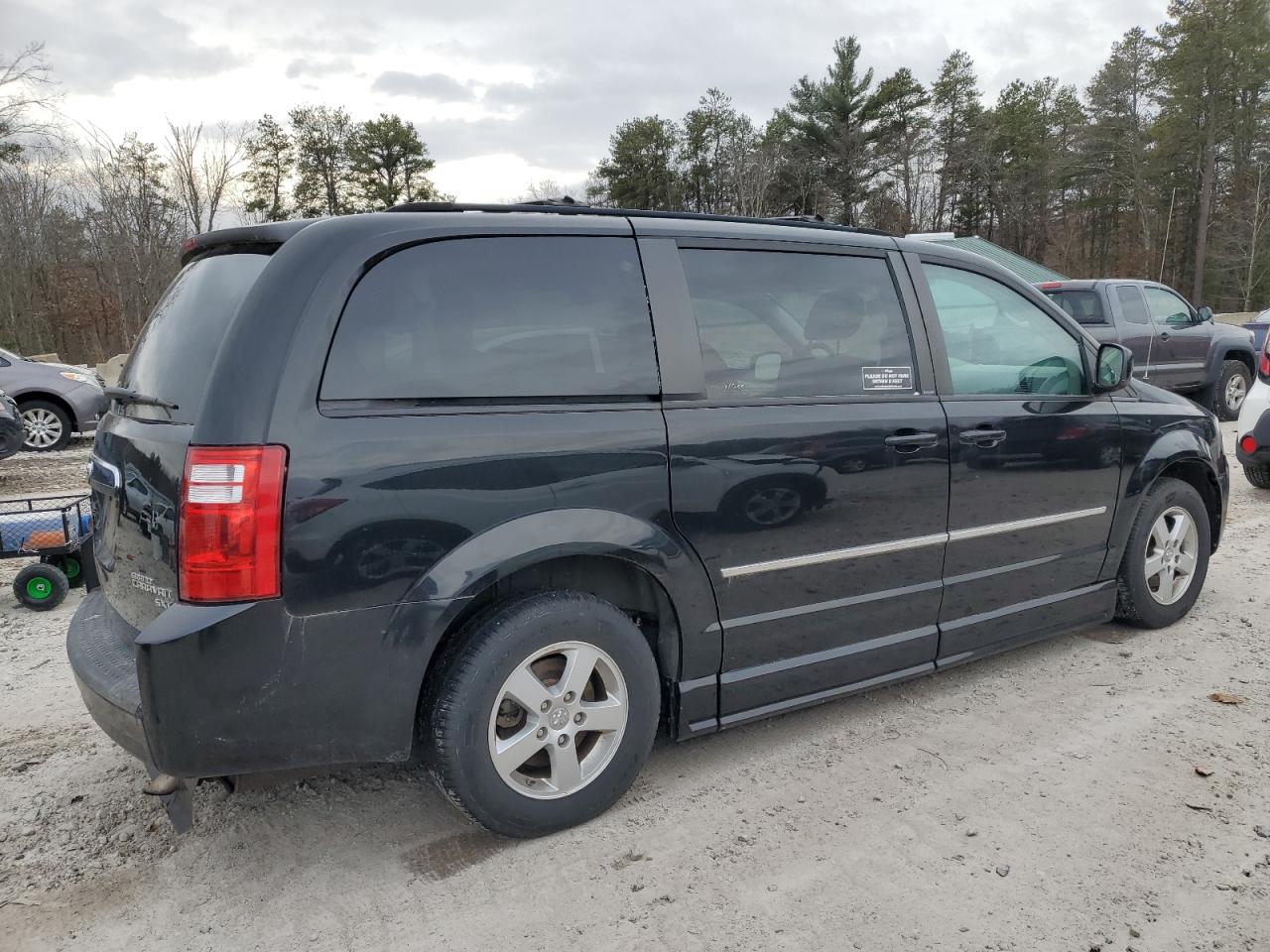 Lot #3033121004 2010 DODGE GRAND CARA