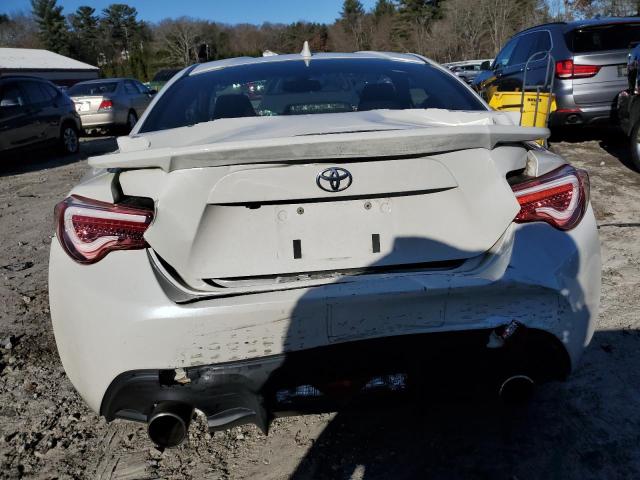2018 TOYOTA 86 JF1ZNAA18J9701152