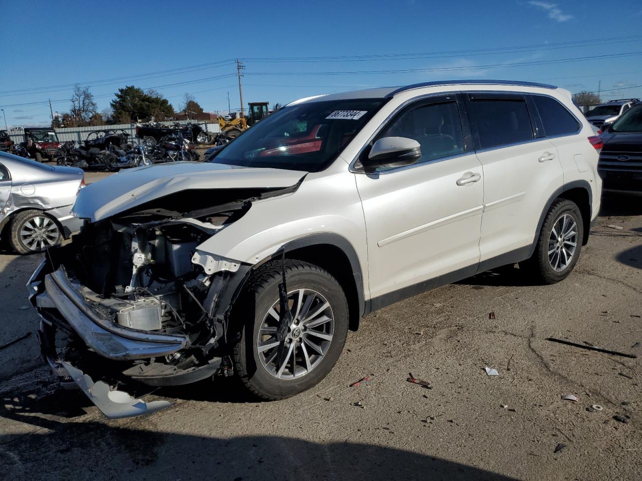  Salvage Toyota Highlander