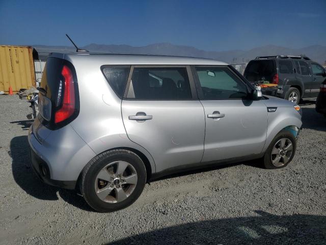 VIN KNDJN2A21J7594205 2018 KIA SOUL no.3