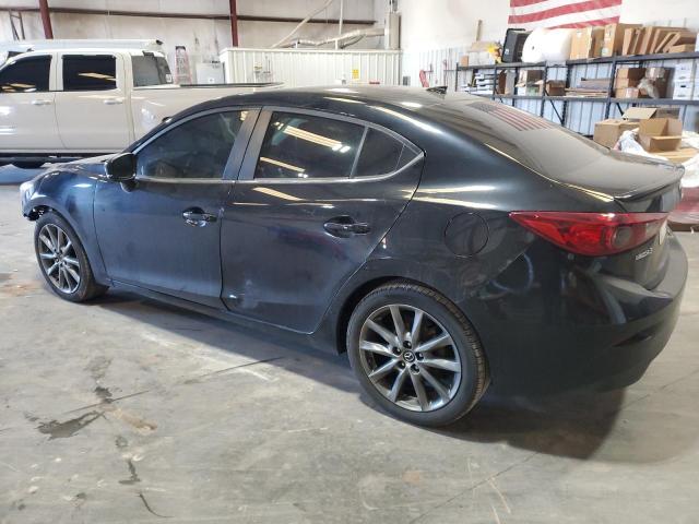 VIN 3MZBN1V3XJM215805 2018 MAZDA 3 no.2