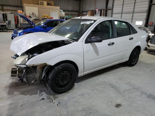 FORD FOCUS ZX4 2007 white sedan 4d gas 1FAFP34N77W326842 photo #1