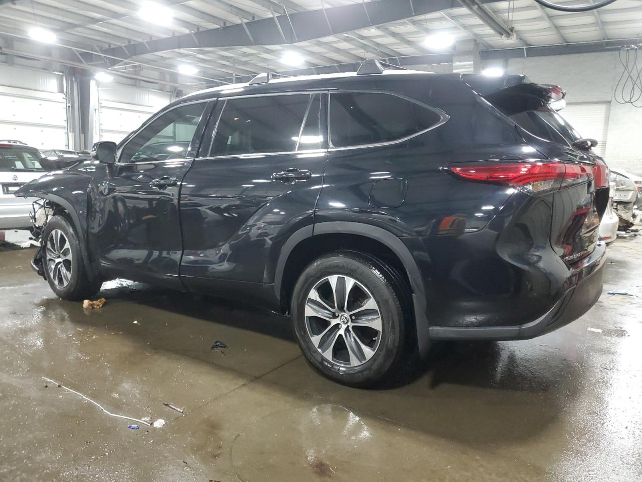TOYOTA HIGHLANDER XLE