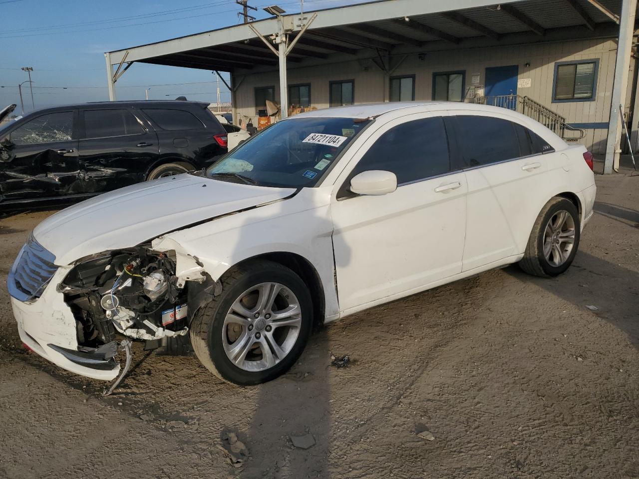  Salvage Chrysler 200