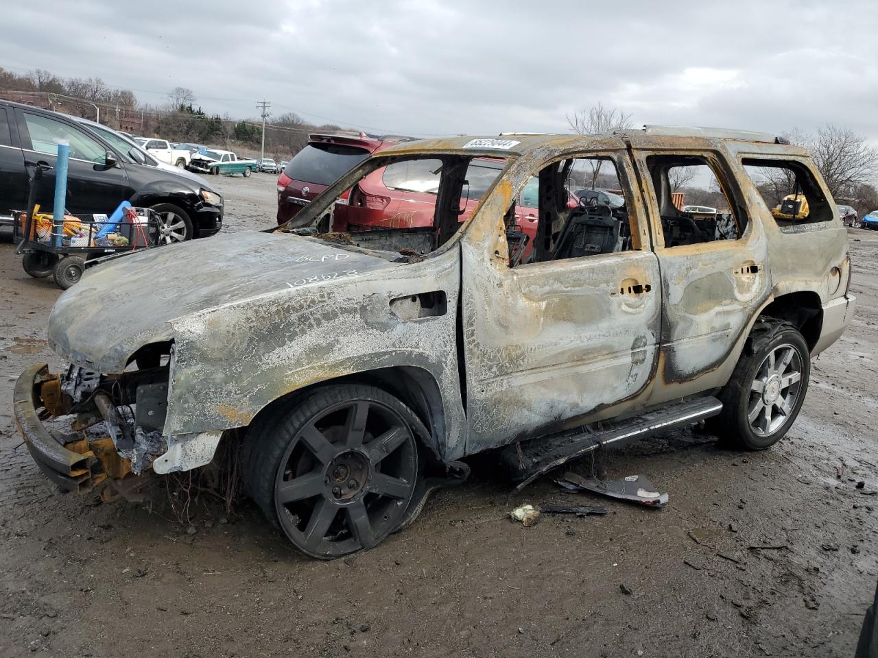  Salvage Cadillac Escalade