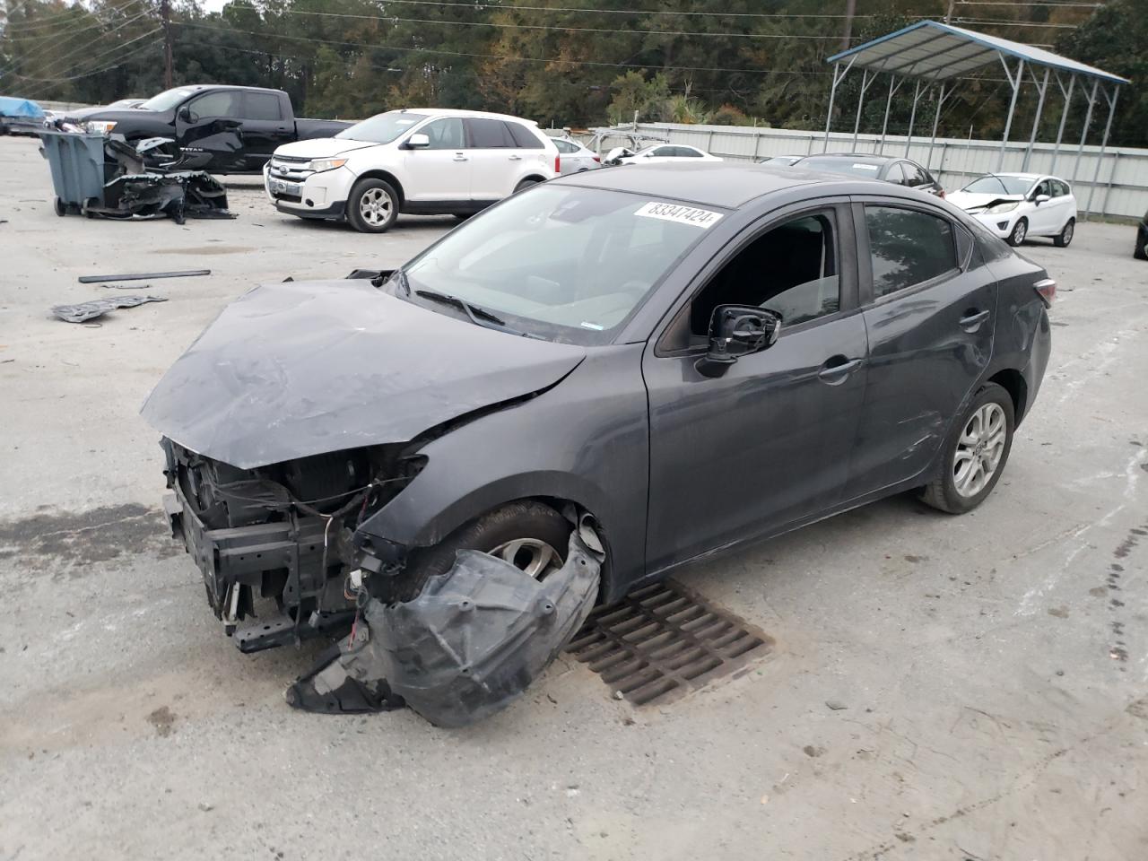  Salvage Toyota Yaris