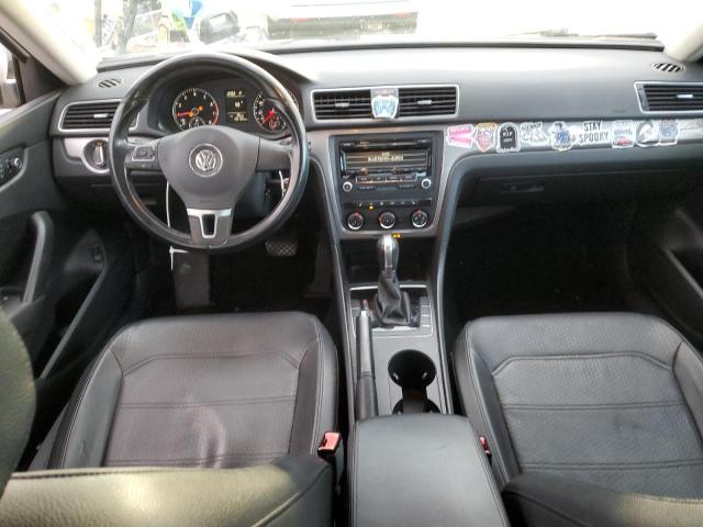 2015 VOLKSWAGEN PASSAT S - 1VWAT7A34FC013206
