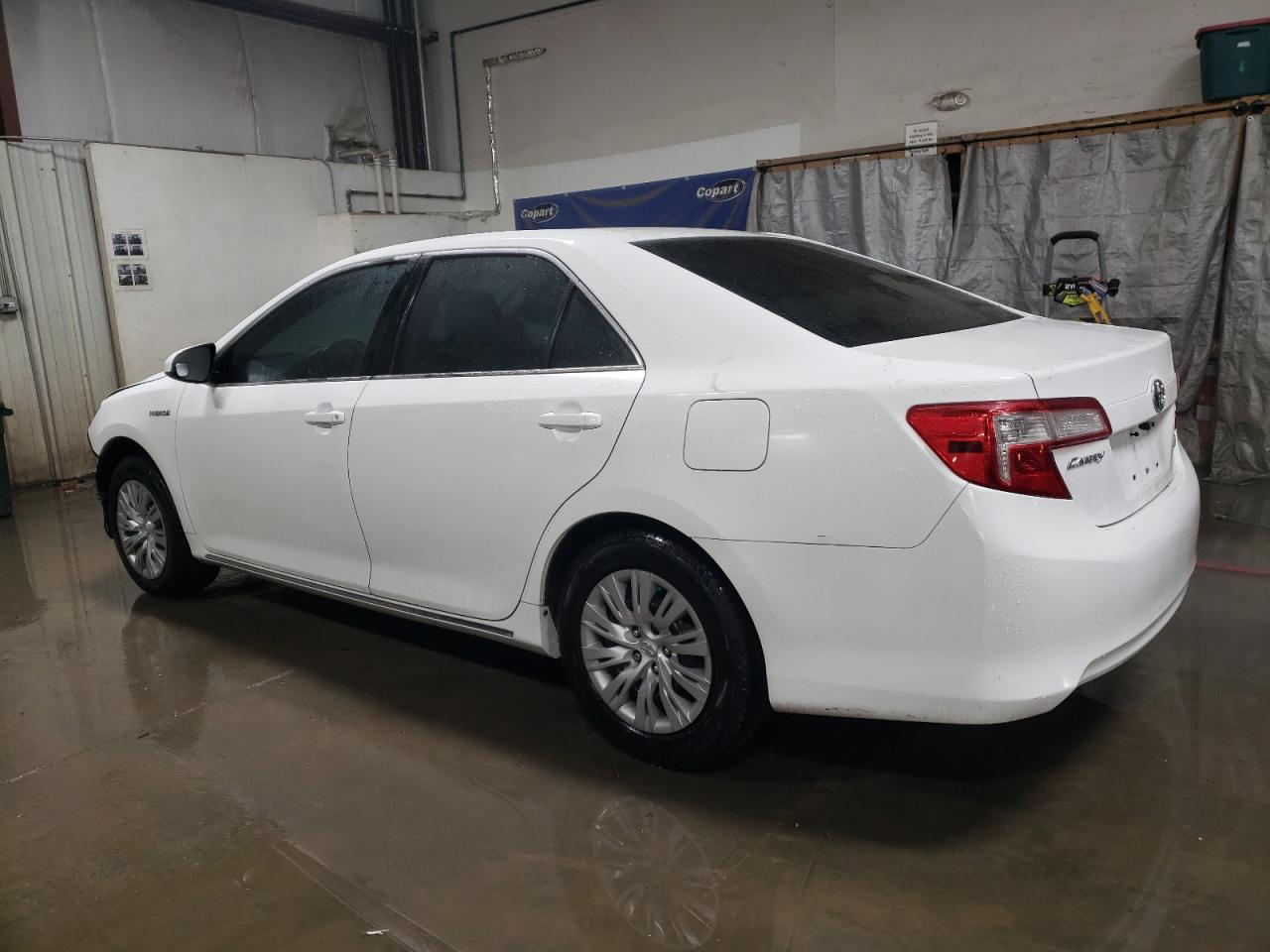 Lot #3025959961 2012 TOYOTA CAMRY HYBR