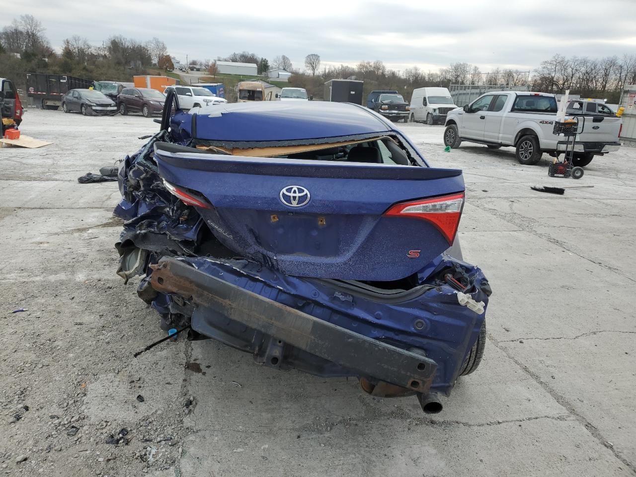 Lot #3024925373 2015 TOYOTA COROLLA L