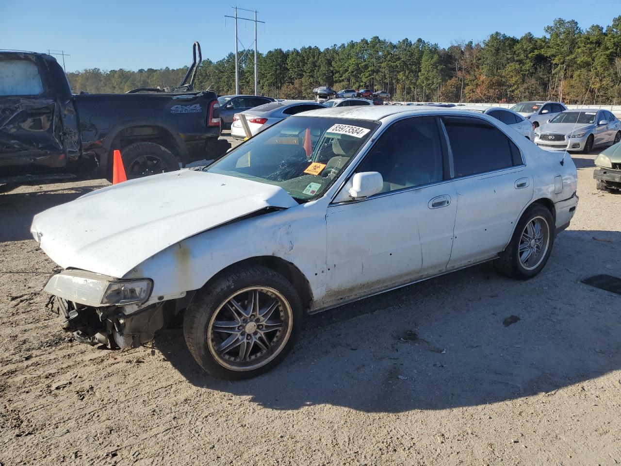 Lot #3048505941 1994 HONDA ACCORD LX