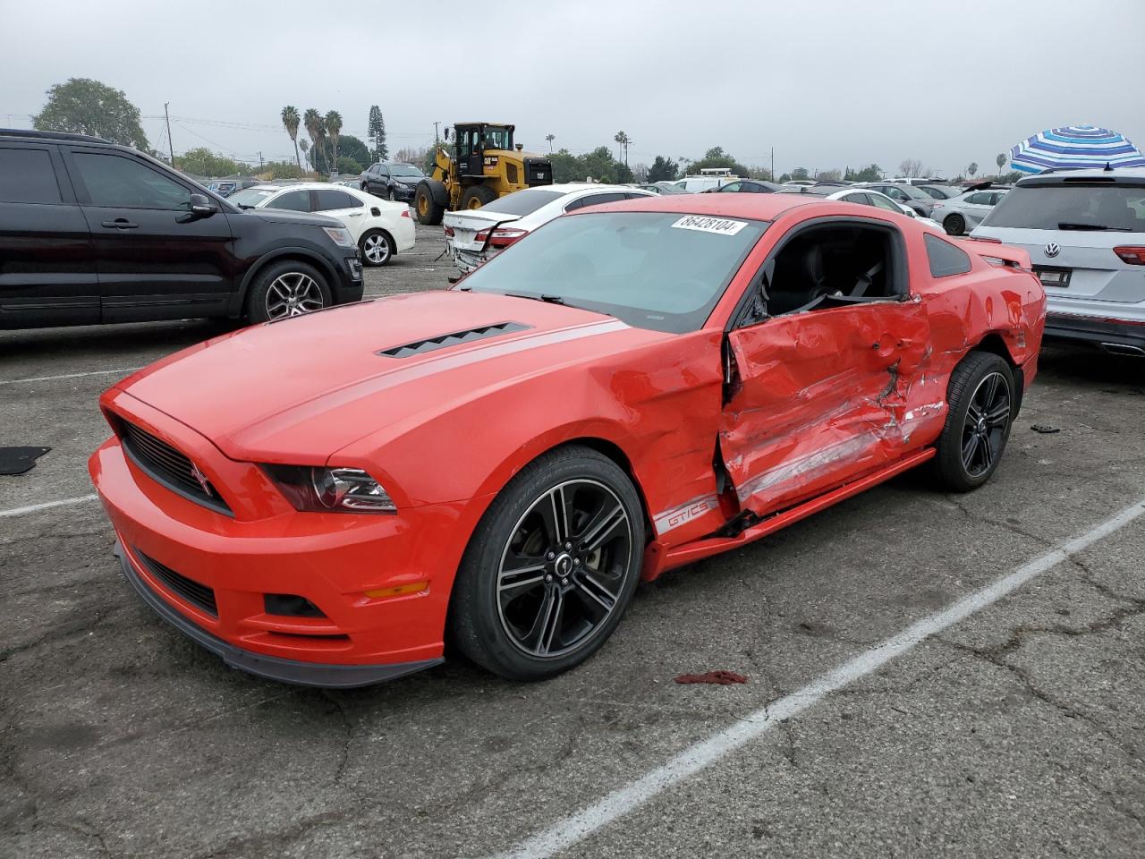  Salvage Ford Mustang