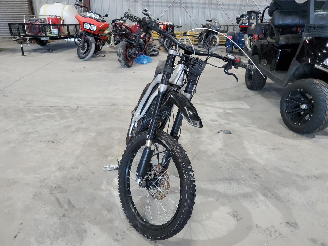 Lot #3033128991 2024 BIKE ELECTRIC B