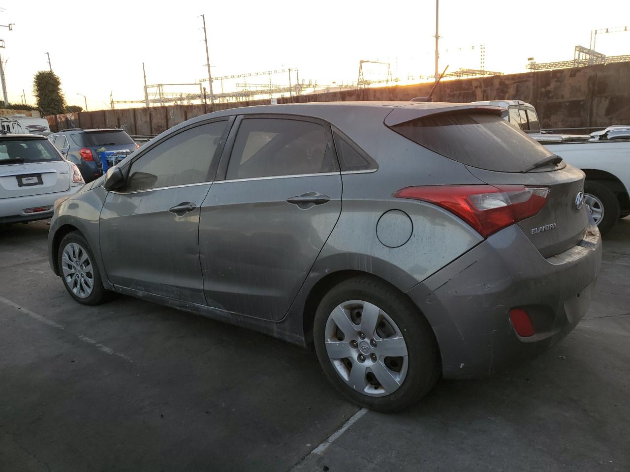 Lot #3029702099 2017 HYUNDAI ELANTRA GT